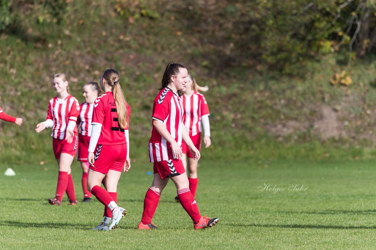 Bild 352 - wBJ TuS Tensfeld - SV Fortuna St. Juergen